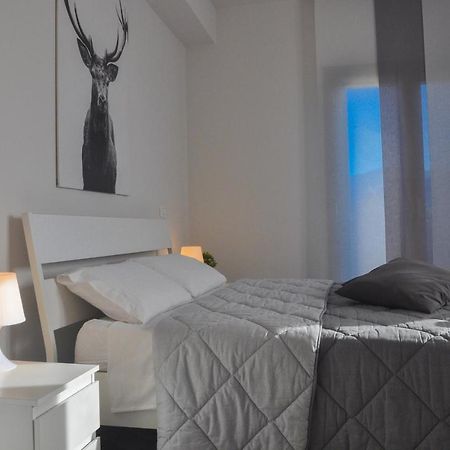 Deer House Bnb Coppito Eksteriør billede